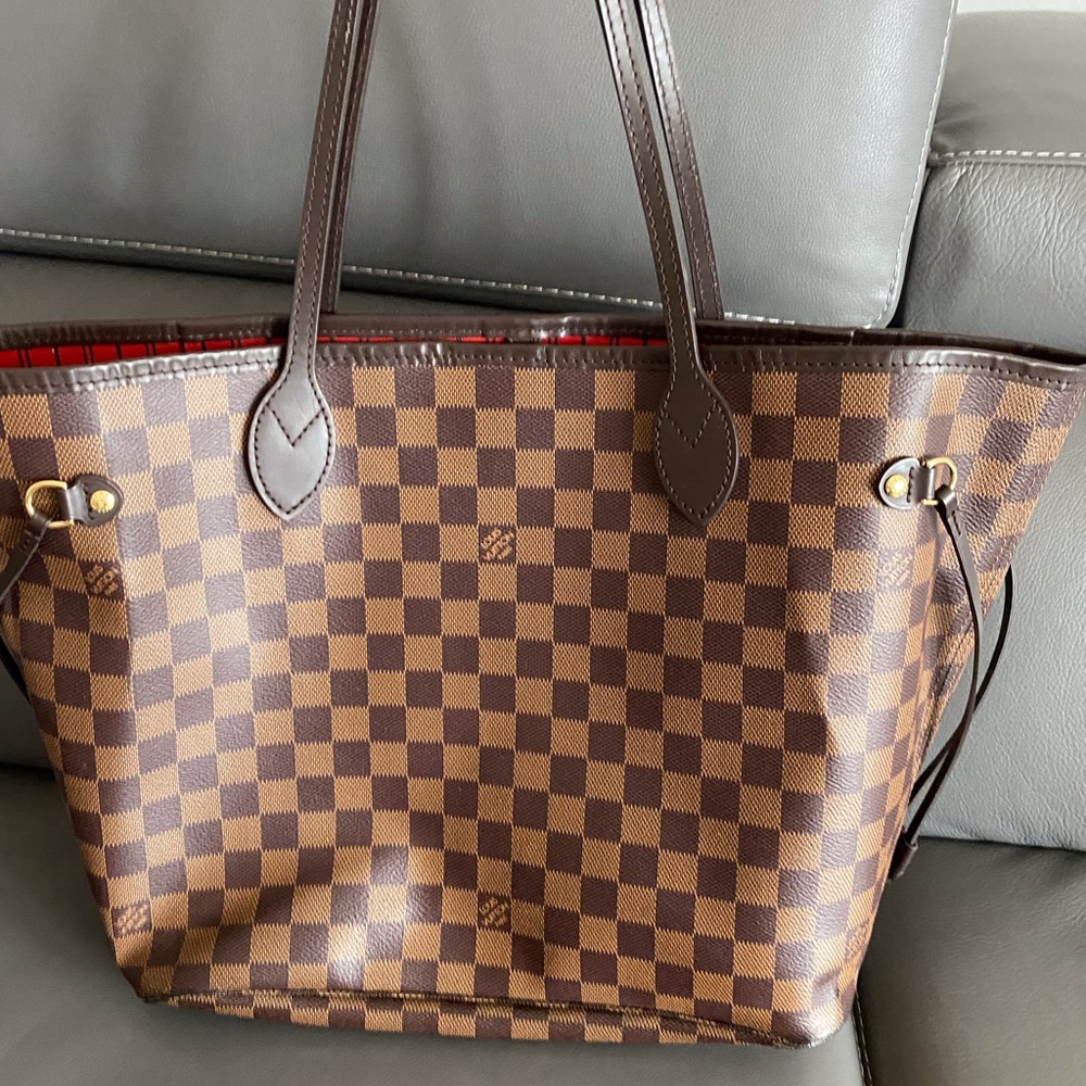 Louis Vuitton Neverfull MM